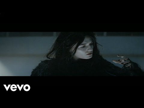 Florence + The Machine - Never Let Me Go, melodie pentru dansul mirilor