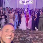 Selfie Trupa Atelier cu mirii Lorena și Dorin
